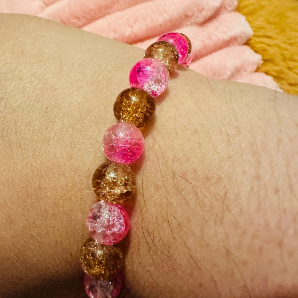 STUNNING GLASS BEADED BRACELET
